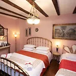 Bujtina Sidheri 4* Корча