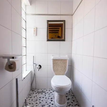 Bujtina Sidheri Hotel