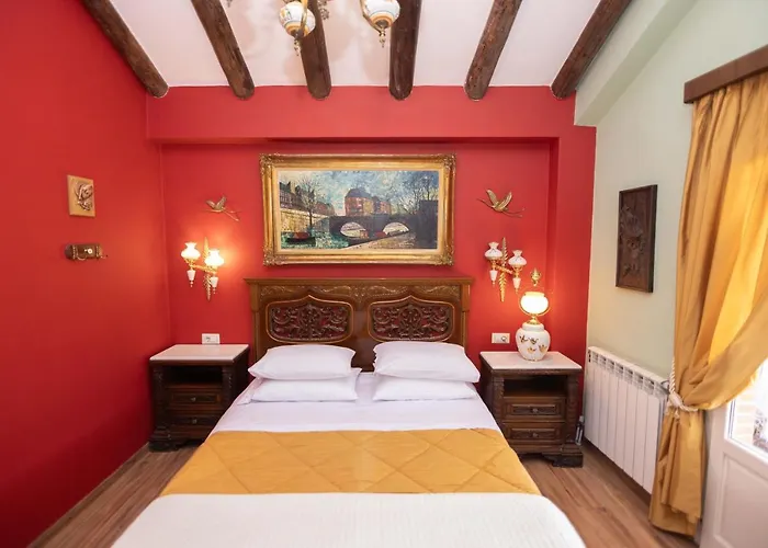 Bujtina Sidheri Hotel 4*