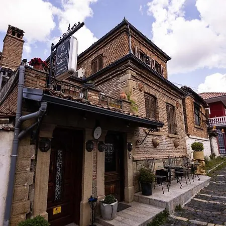 فندق Bujtina Sidheri 4*