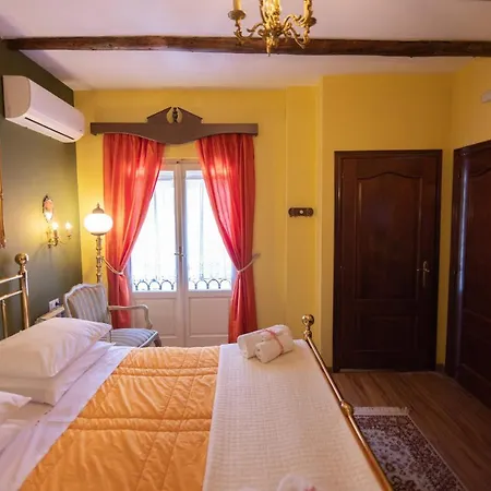 Bujtina Sidheri 4*